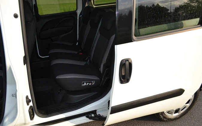 Fiat Doblo cena 39900 przebieg: 312000, rok produkcji 2017 z Mosina małe 497